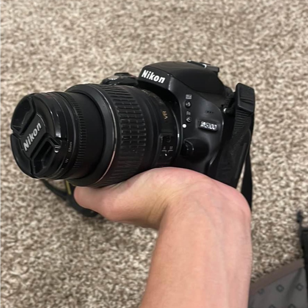 Nikon  D1500